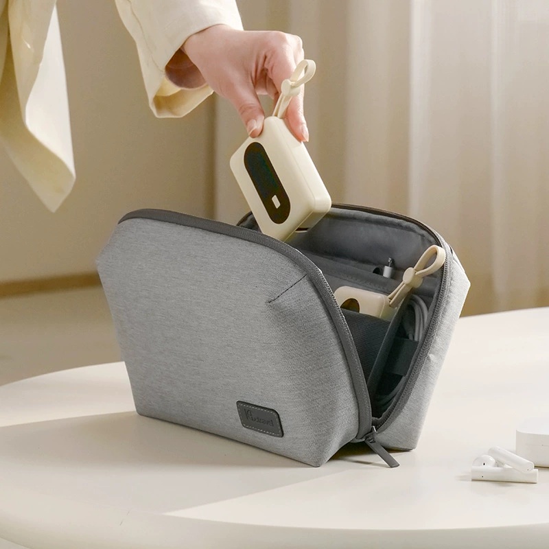 Tech Accessories Travel Organizer Pouch - Reiseetui für Elektronik-Organizer, wasserabweisende Reisetasche, Kabel-Organizer